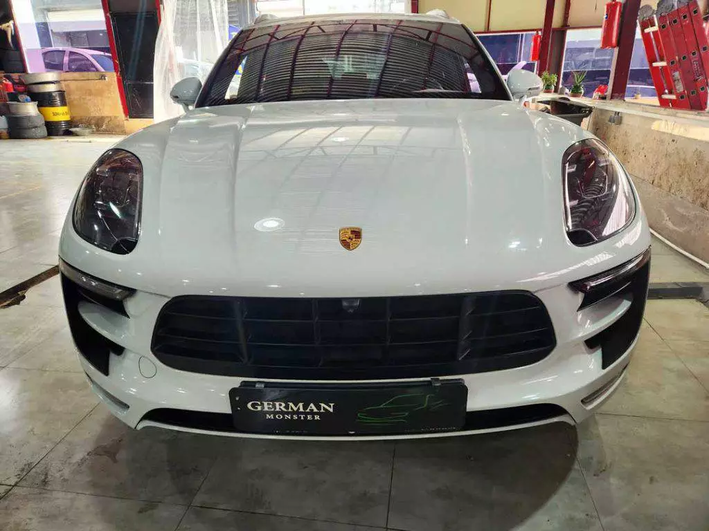 پورشه ماکان 1402